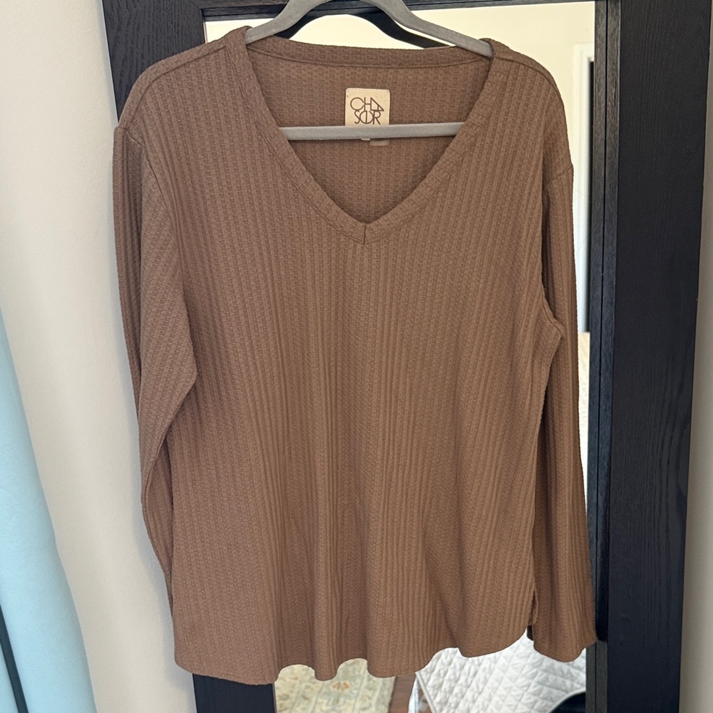Chaser Cocoa Ribbed V-Neck Long Sleeve Top